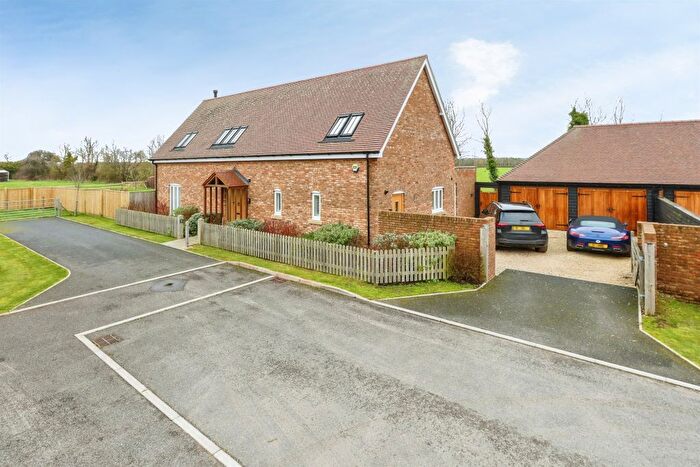 4 Bedroom Barn Conversion For Sale In Homestead Close, Burton, Christchurch, BH23