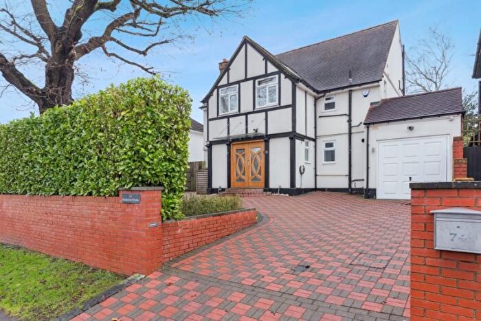 5 Bedroom Detached House To Rent In Brookdene Avenue, Watford, WD19