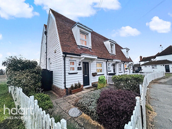 2 Bedroom End Of Terrace House For Sale In Burnham Road, Chelmsford, CM3