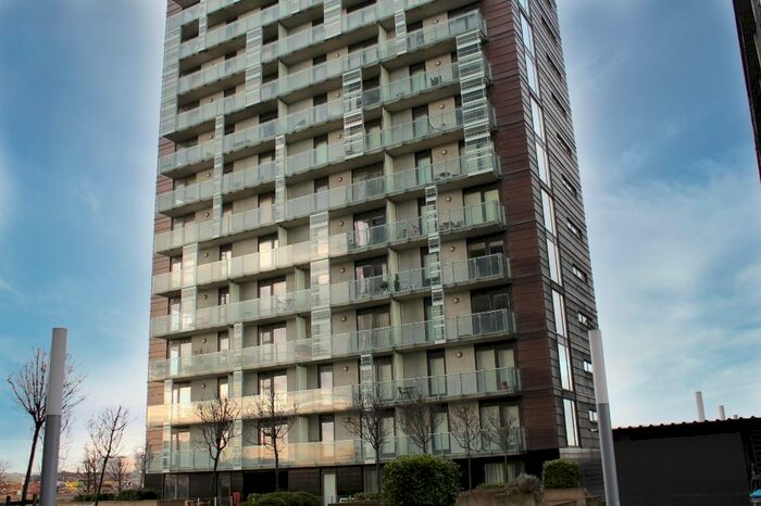1 Bedroom Flat To Rent In Meadowside Quay Walk, Flat 11/7, Glasgow Harbour, Glasgow G11
