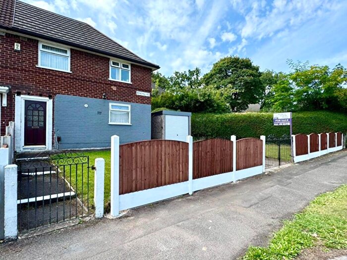 3 Bedroom End Of Terrace House For Sale In Benchill Road, Manchester, M22