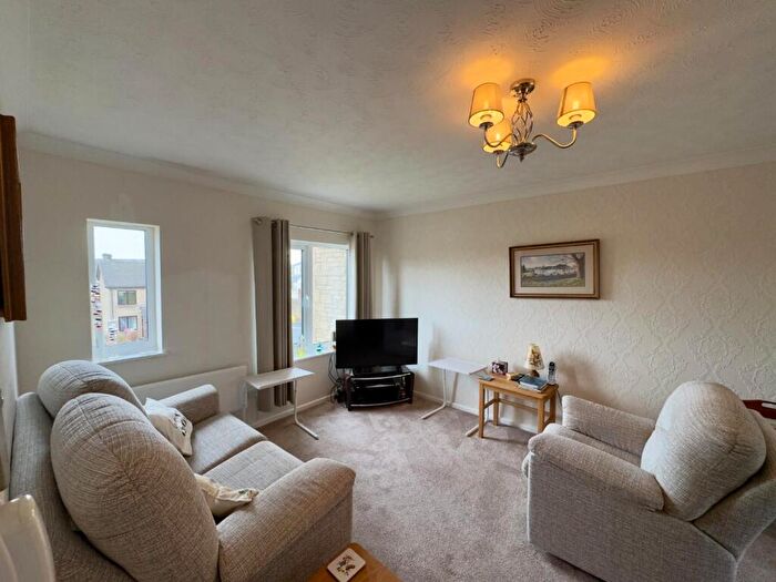2 Bedroom Apartment For Sale In Albion Court, Burnley, BB11