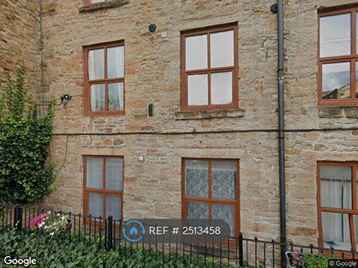 1 Bedroom Flat To Rent In Padiham, Padiham, BB12