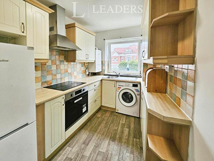 2 Bedroom Apartment To Rent In New Church Road, Hove, BN3