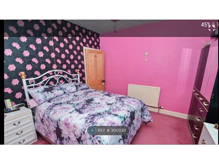 2 Bedroom Terraced House To Rent In Meynell Road, Leicester, LE5