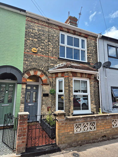 2 Bedroom Terraced House For Sale In John Street, Lowestoft, Suffolk, NR33