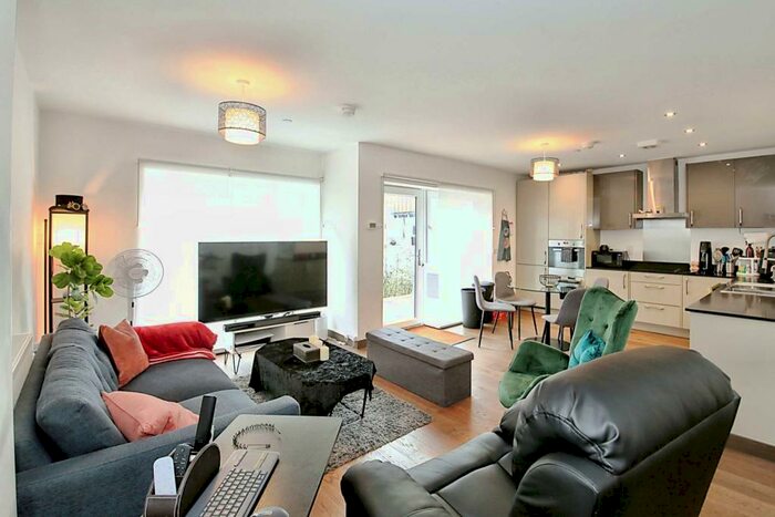 2 Bedroom Flat To Rent In Kitson House, Fletton Quays, Peterborough, PE2