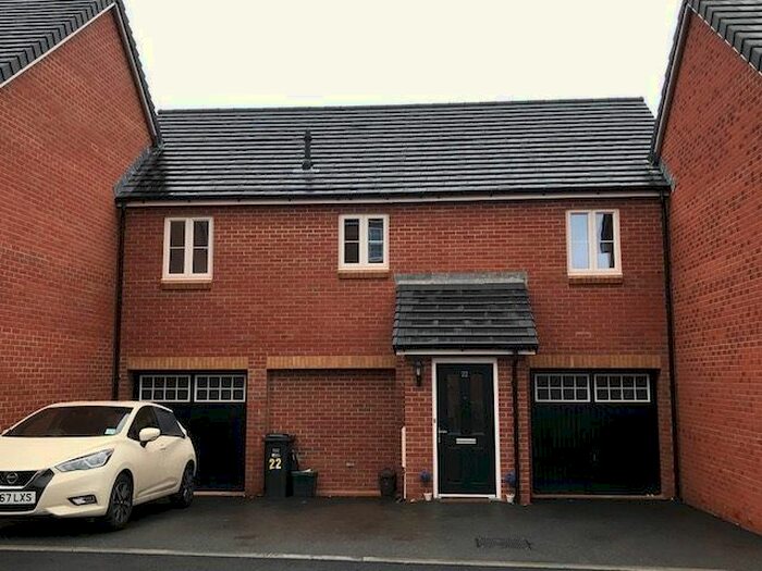 2 Bedroom Property To Rent In Thomas Fox Road, Tonedale, Wellington, TA21