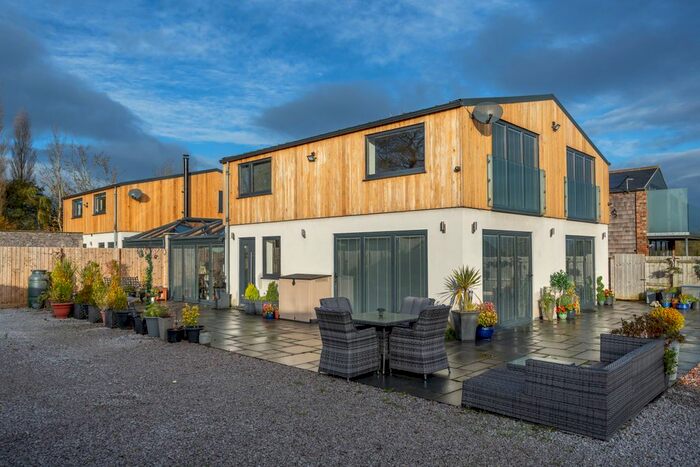 4 Bedroom Detached House For Sale In Bedlam Lane, Staveley, HG5