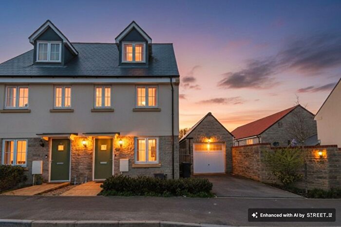 3 Bedroom Town House For Sale In Sundew Road, Emersons Green, BS16