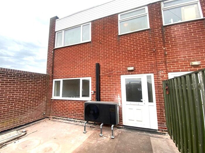 2 Bedroom Flat To Rent In Chase Road, Burntwood, WS7