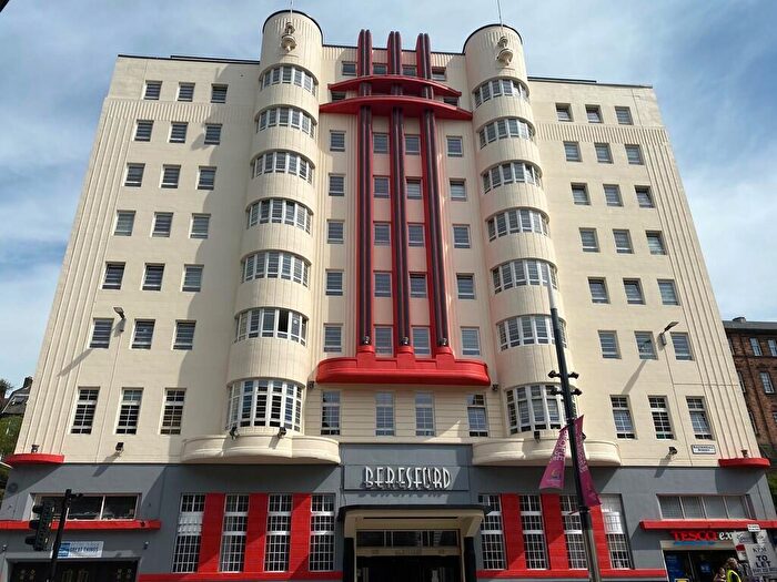 Apartment To Rent In West End, Glasgow, G2