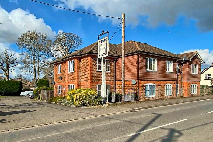 1 Bedroom Flat To Rent In Frimley Road, Ash Vale, Aldershot, GU12