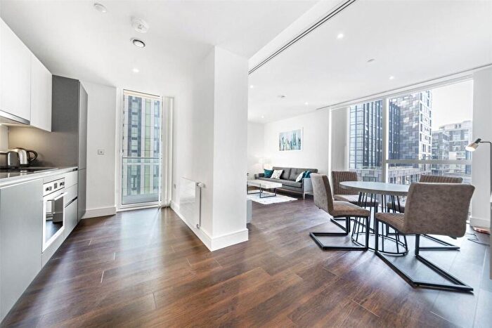 2 Bedroom Flat For Sale In Maine Tower, London, E14