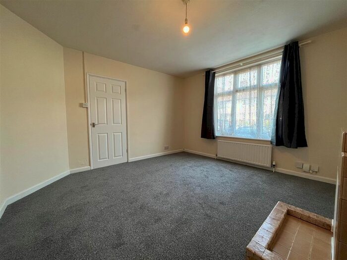 2 Bedroom Property To Rent In Barnmead Road, Dagenham, RM9