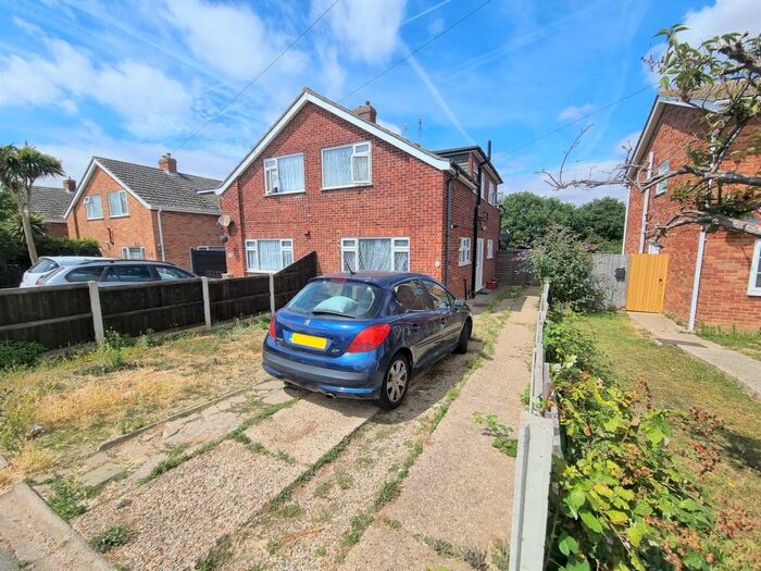 3 Bedroom House To Rent In Slade Road, Clacton-On-Sea, CO15
