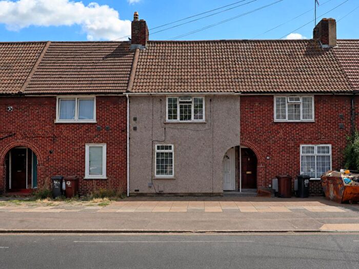 3 Bedroom Terraced House For Sale In Lodge Avenue, Dagenham, Barking And Dagenham, RM9