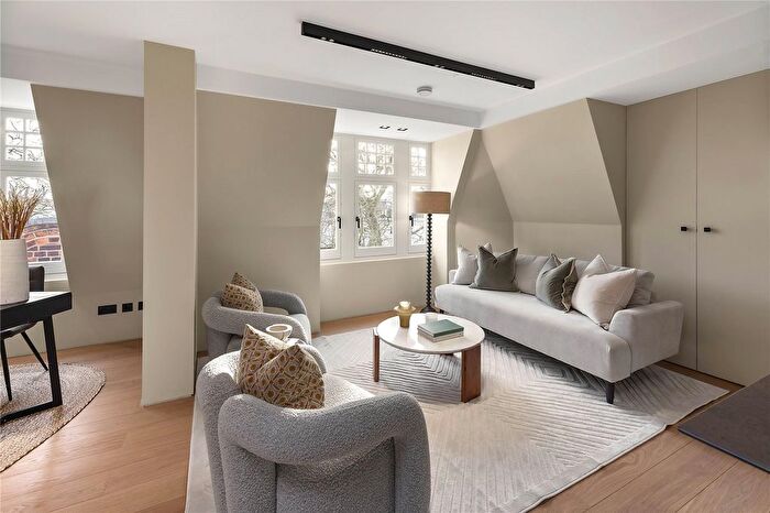 1 Bedroom Flat For Sale In Egerton Gardens, London, SW3