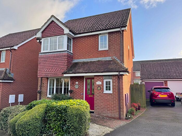 3 Bedroom Detached House For Sale In Mitchell Avenue, Hawkinge, Folkestone, Kent, CT18