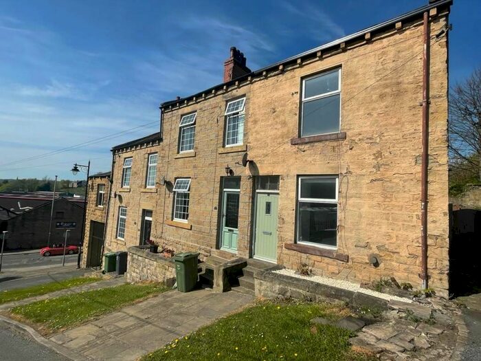3 Bedroom End Of Terrace House To Rent In Spurr Street, Batley, WF17