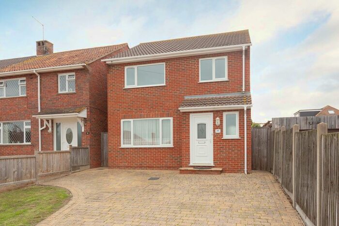 3 Bedroom Detached House To Rent In Herne Avenue, Herne Bay, CT6