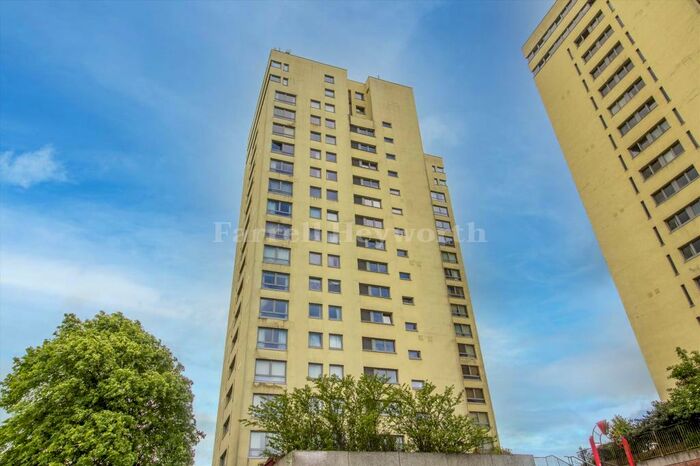 2 Bedroom Flat To Rent In Avenham Lane, Preston, PR1