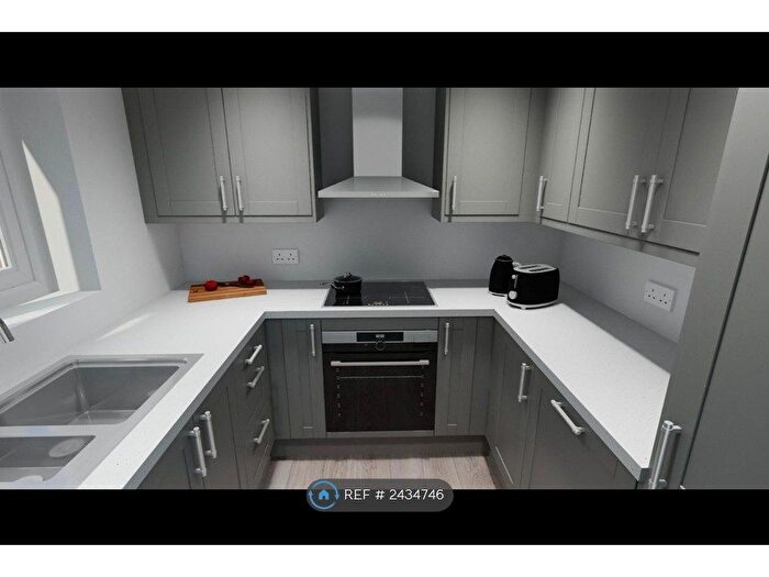 2 Bedroom End Of Terrace House To Rent In St. Pauls Close, Evesham, WR11