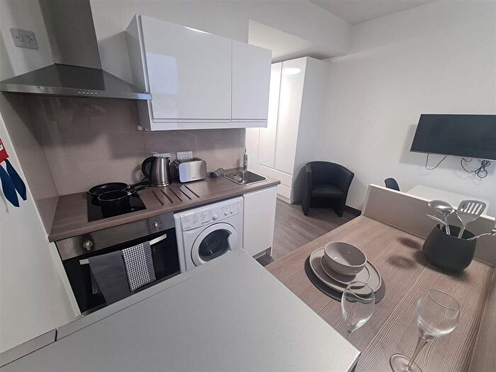 Studio To Rent In St. James Street, Newcastle Upon Tyne, NE1