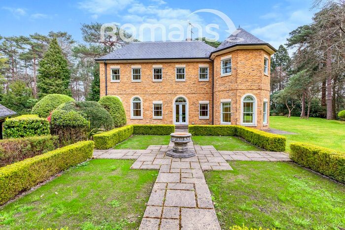 7 Bedroom Detached House To Rent In Swinley Road, Ascot, SL5