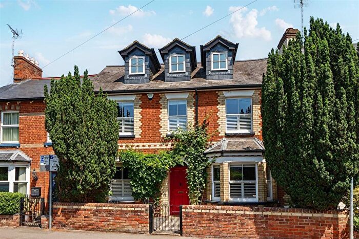 4 Bedroom Terraced House For Sale In Station Road, Twyford, Reading, Berkshire, RG10