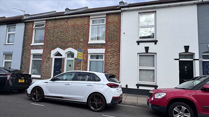 3 Bedroom Terraced House To Rent In Collingwood Road, Southsea, PO5