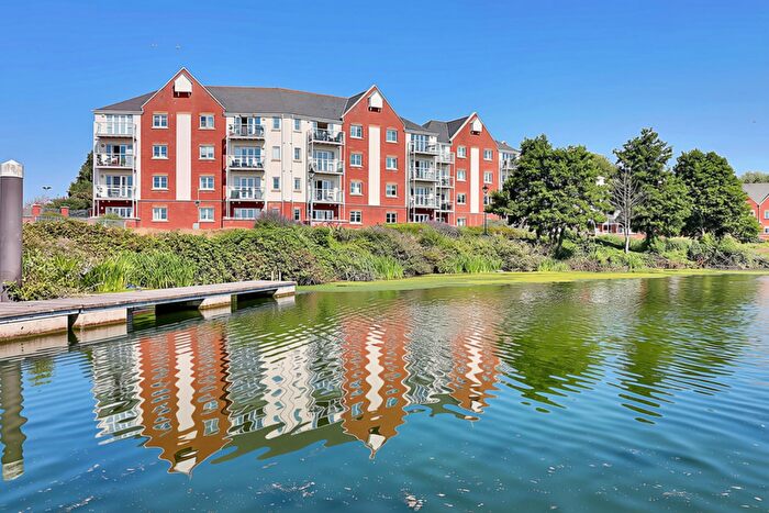 2 Bedroom Flat For Sale In The Piazza, Jim Driscoll Way, Cardiff, CF11