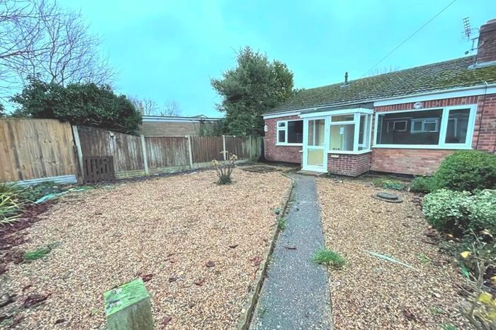 2 Bedroom Semi-Detached Bungalow To Rent In Lloyds Avenue, Kessingland, Lowestoft NR33