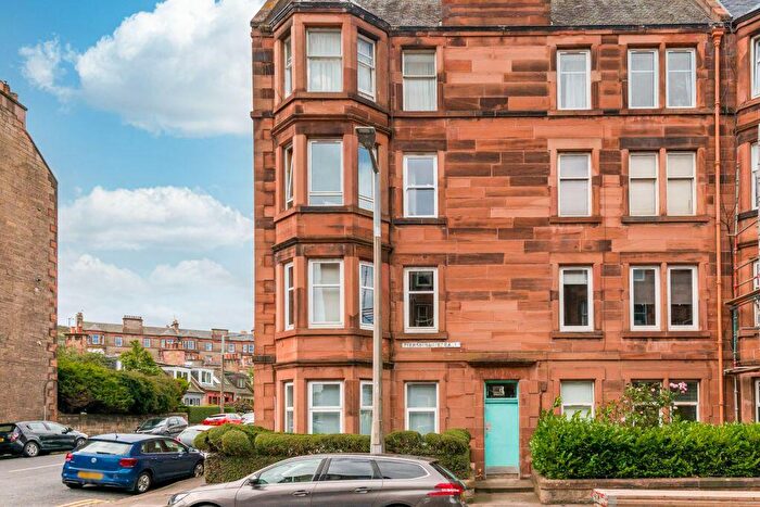 2 Bedroom Flat For Sale In / Piershill Terrace, Piershill, EH8