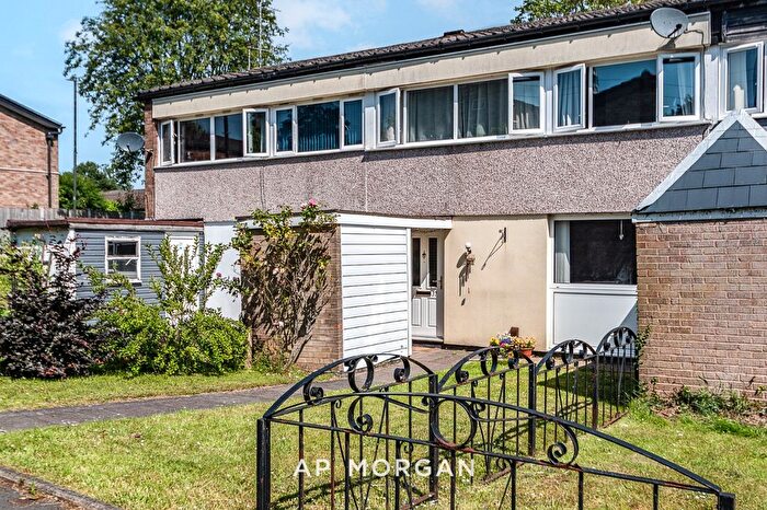 3 Bedroom Terraced House For Sale In Stapleford Croft, Birmingham, West Midlands, B14
