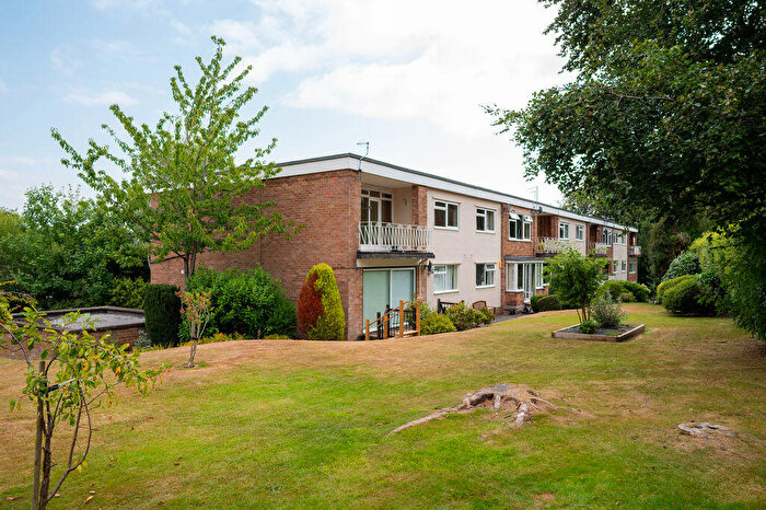 2 Bedroom Apartment For Sale In Clarendon Court, Carr Bank Lane, Hangingwater, Sheffield, S11