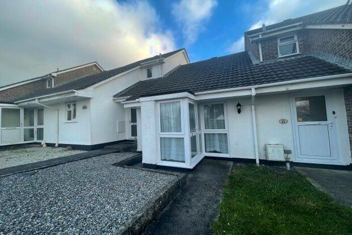 1 Bedroom Property To Rent In Rosparc, Truro, TR2