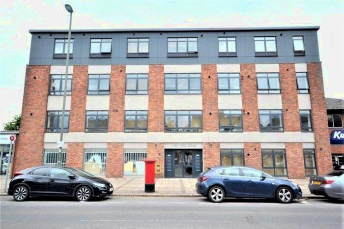 1 Bedroom Flat To Rent In Granville Place, High Road, London, N12