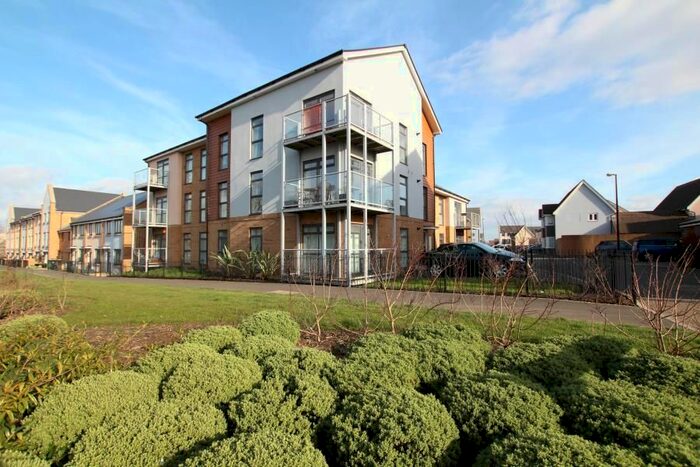 2 Bedroom Flat To Rent In Green Sands Road, Patchway, Bristol, BS34