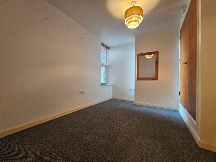 1 Bedroom Flat To Rent In Heene Place, Worthing, BN11