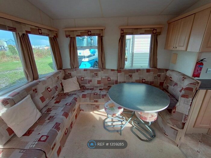 3 Bedroom Mobile/park Home To Rent In Florence Farm, West Kingsdown, Sevenoaks, TN15