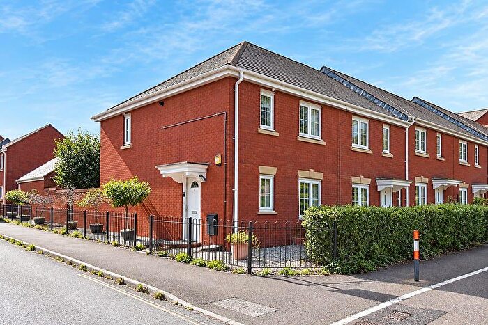 3 Bedroom End Of Terrace House For Sale In Culm Grove, Kings Heath, Exeter, EX2
