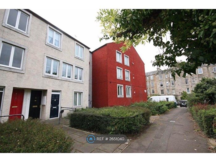 2 Bedroom Flat To Rent In Bedford Street, Edinburgh, EH4