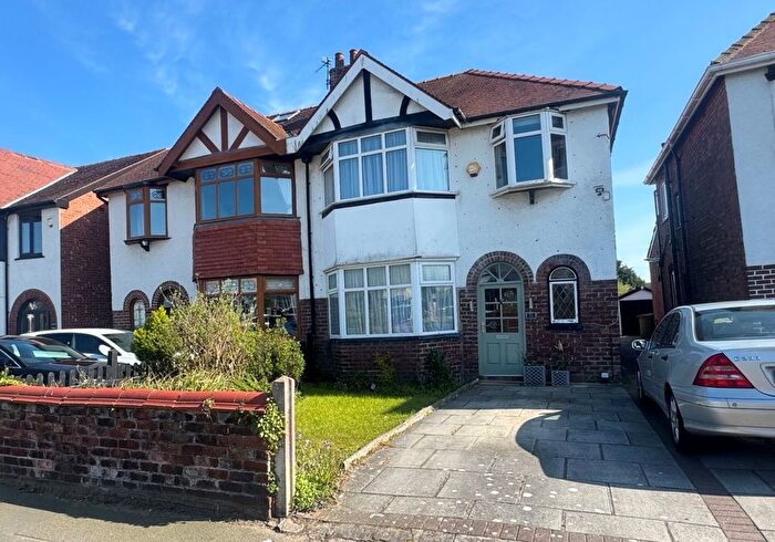 3 Bedroom Semi Detached House For Sale In Everard Road, Southport, Merseyside, PR8