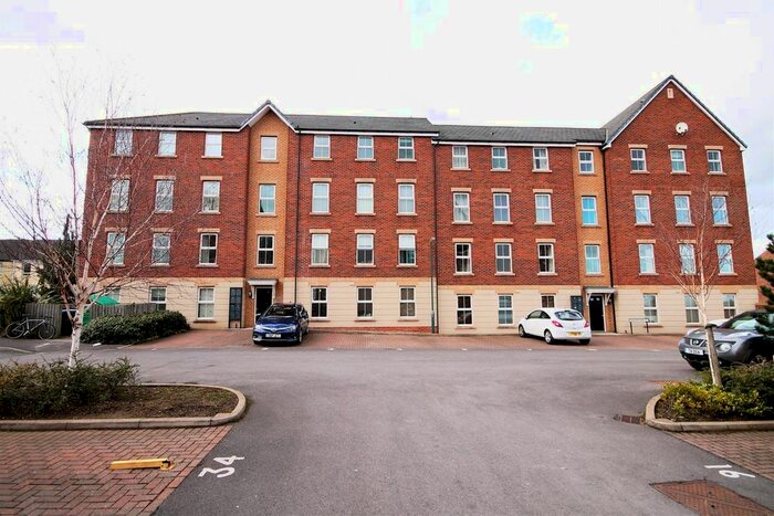 2 Bedroom Flat For Sale In Meadow Rise, Meadowfield, Durham, DH7