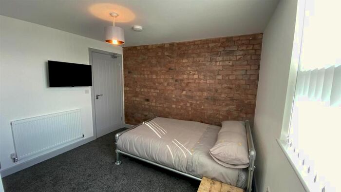 5 Bedroom Terraced House To Rent In Humber Avenue, Coventry, CV3