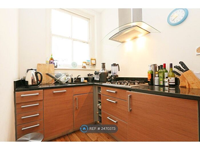 2 Bedroom Flat To Rent In Dartmouth Park Hill, London, NW5