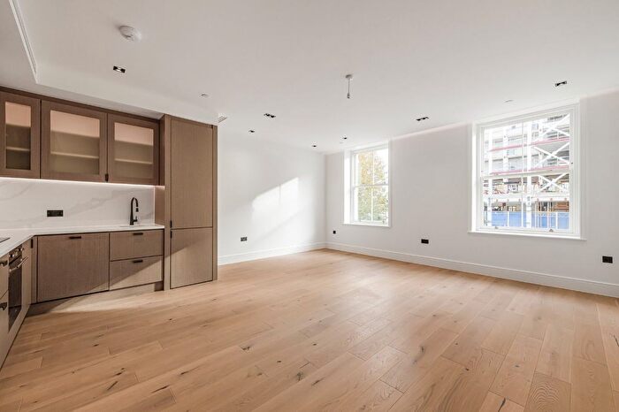 2 Bedroom Flat To Rent In Pembridge Gardens, Notting Hill, London, W2