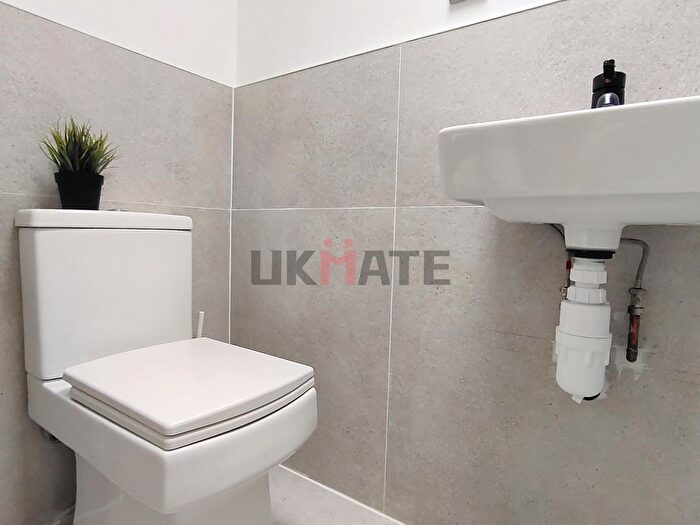 1 Bedroom Property To Rent In Villiers Road, Kingston Upon Thames, KT1