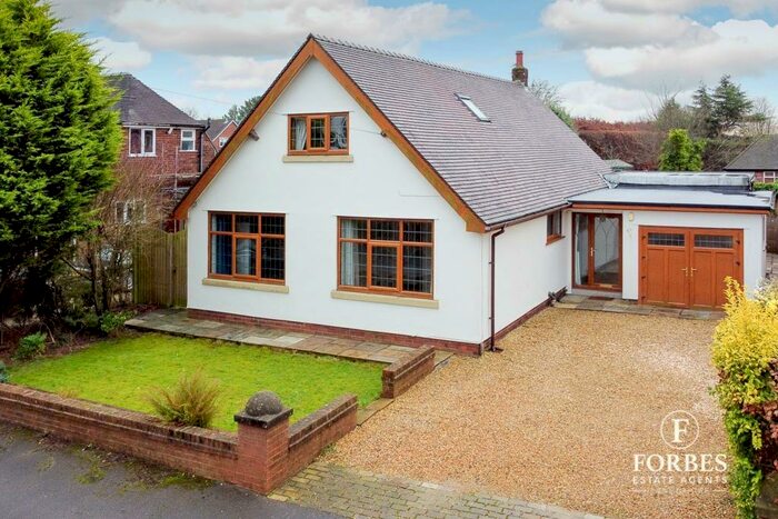 4 Bedroom Detached Bungalow To Rent In Pear Tree Road, Clayton-le-Woods, Chorley, PR6